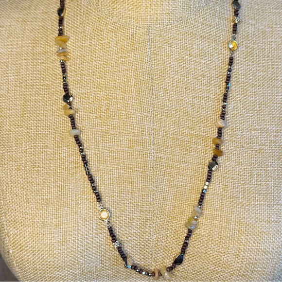 New🌟Free People-Elegant Gold and Black Beaded Necklace - Picture 4 of 4